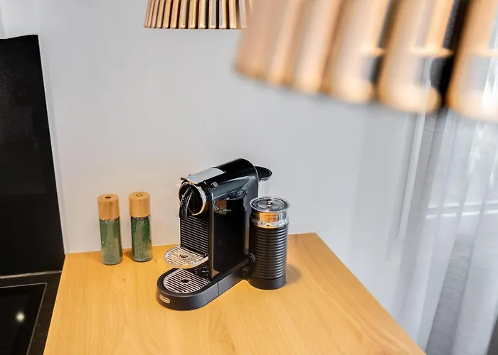 Bijou Side Sauna - Panorama-terrasse, Sauna Und Seeblick Lägenhet