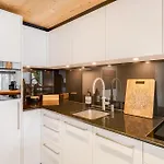 Bijou Side Sauna - Panorama-terrasse, Sauna Und Seeblick Apartment *